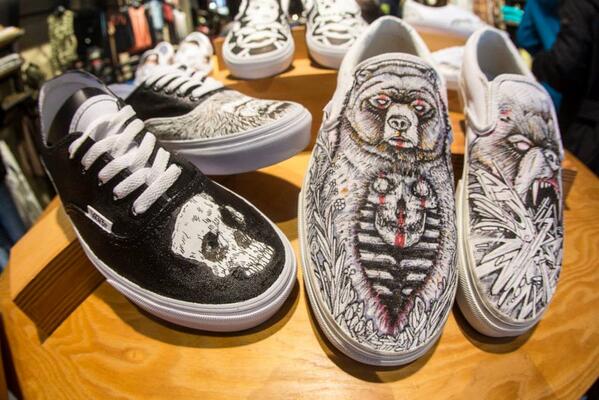 VANS_Europe's tweet photo. #LIVINGOFFTHEWALL steht für lebendige Fantasie und kreativen Selbstausdruck. Folge uns für mehr Infos! http://t.co/L4UYKONQUw