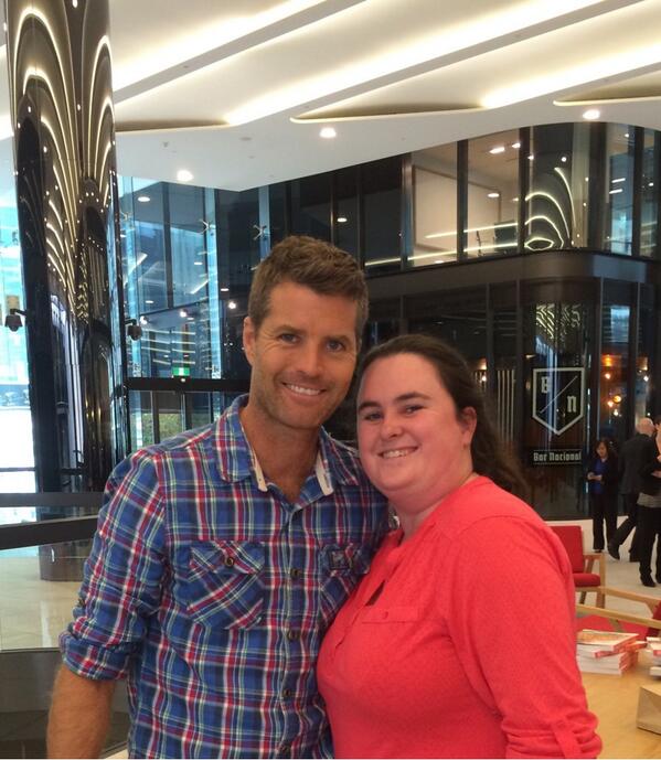 jenky28's tweet image. I met Pete Evans #favechef #happy #wishicouldcooklikehim