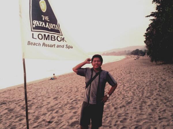 Indra_marthind's tweet photo. Sekilas terlihat lebih kurus :D http://t.co/wvZn1T1jRa
