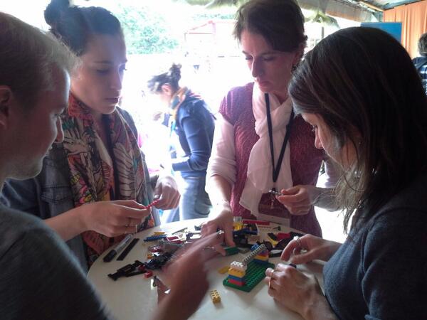#terrasse On découvre quel "partageur" on est avec @JenniferRse @StephaneRIOT <a href="/ThibaultMERZ/">Thibault MERZ</a> @annasalaun #osfest14