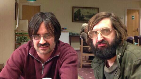 barry_the_duck's tweet photo. I see @Glenavon_FC manager @GaryHamiltonGFC  has landed a part in @rickygervais show Derek #goodluckgary http://t.co/W9tfGBYQtx
