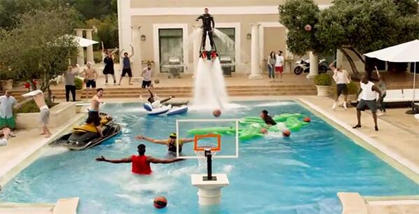 elcorreo_alava's tweet photo. El mate de piscina más espectacular de la historia http://t.co/iog0IKiLS5 vía @elcorreo_alava http://t.co/OIVUOA6k5a