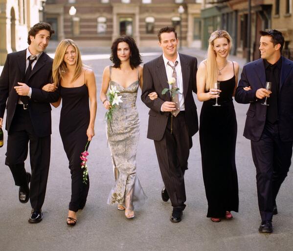 sandevid_es's tweet photo. Hoy hace 10 años que acabó la serie Friends, así que hoy va por nuestros colegas! :) https://t.co/UdasHwflSn http://t.co/k16vA0kgxY