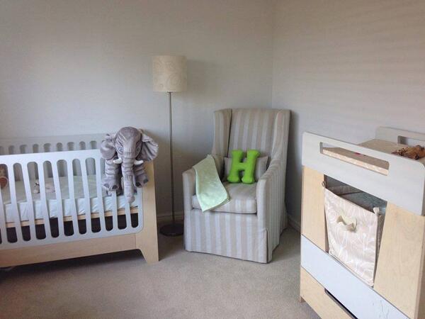 Inkubators's tweet photo. Neviltots pircēja prieks par Tevis radītu produktu ir laime! Skaistās @KUKUU_furniture mēbeles kāda mazuļa 1. istabā! http://t.co/Pzkig1w5KY