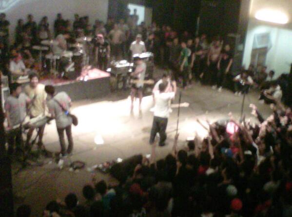 And now <a href="/PWGofficial/">Pee Wee Gaskins</a> . Live perform at XT square . Saatnya kita pesta dork