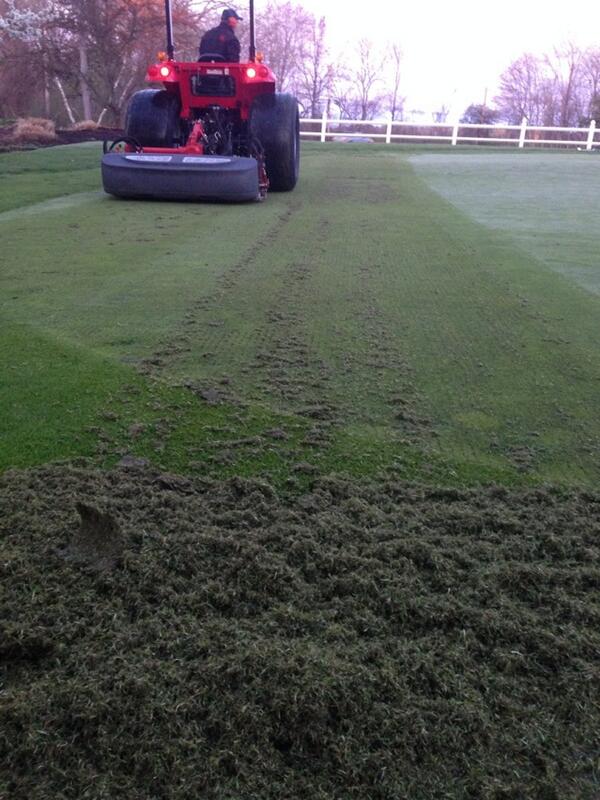 thewhalemann's tweet image. Thatch removal from greens! Thanks Mike Parks from Hillcrest TUrf Services. #nutrientavailability #waterinfiltration