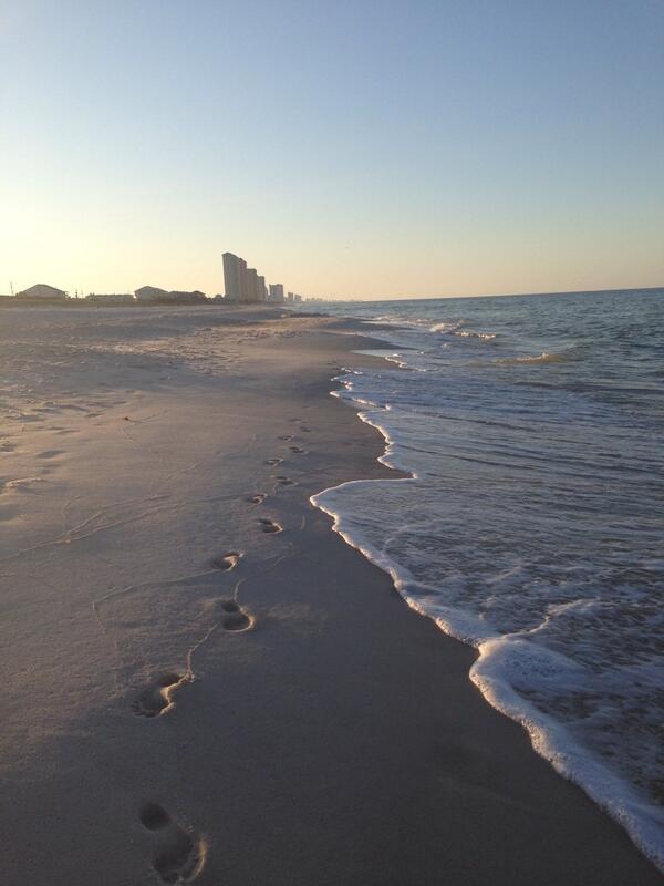 Well...It's like they know I'm not a morning person #breakfastduty #SuCo2014 . On the bright side I saw this