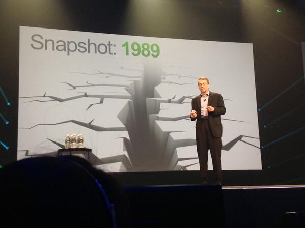 Pat Gelsinger, CEO <a href="/VMWare/">VMware</a>, keynotes #EMCWorld. Talks ties between tectonic shifts in politics and technology