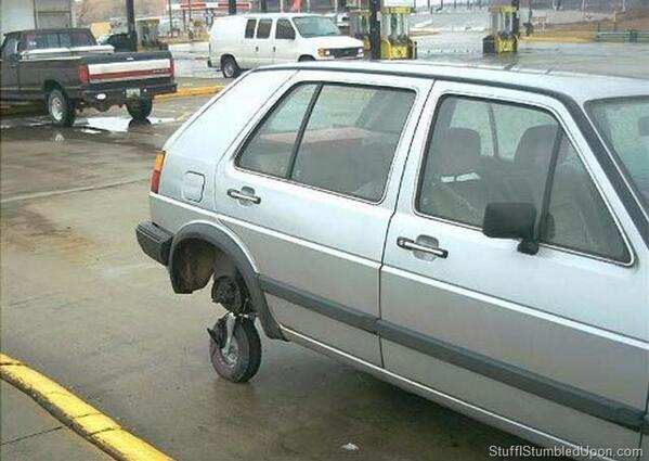 Fevikwik_tweets's tweet image. This is definitely not what we call a #KwikFix