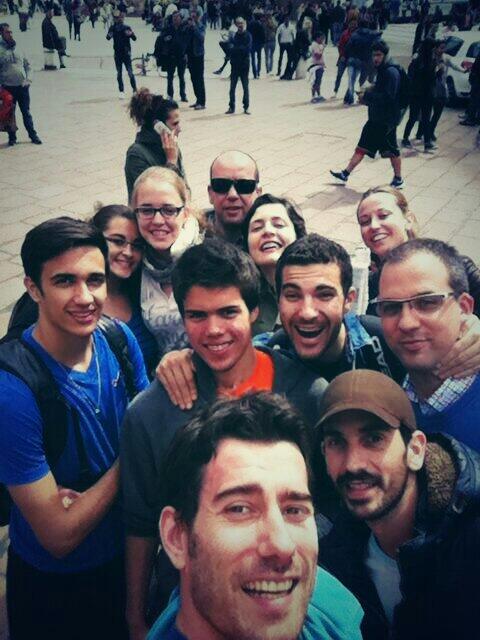 cris_gomez98's tweet photo. De paseo por Bolonia. #Italy #ETCsquash #spanishteam #españolesporelmundo http://t.co/LwVs4kARC2