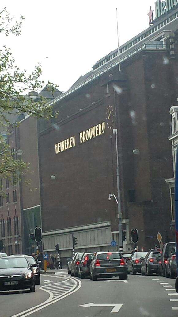 T_M_ProMoed's tweet photo. Vandaag dagje in A'dam aan het werk, om op locatie te komen is een RAMP. Maar het uitzicht is prima zeg ik ;-) http://t.co/1igcyj5SKi