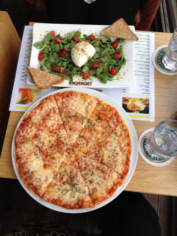 lunchtime cravings in #Munich #Germany #throwbackthursday #pizza #salad #travel #studyabroad #CSUF #csufmaxwellcenter