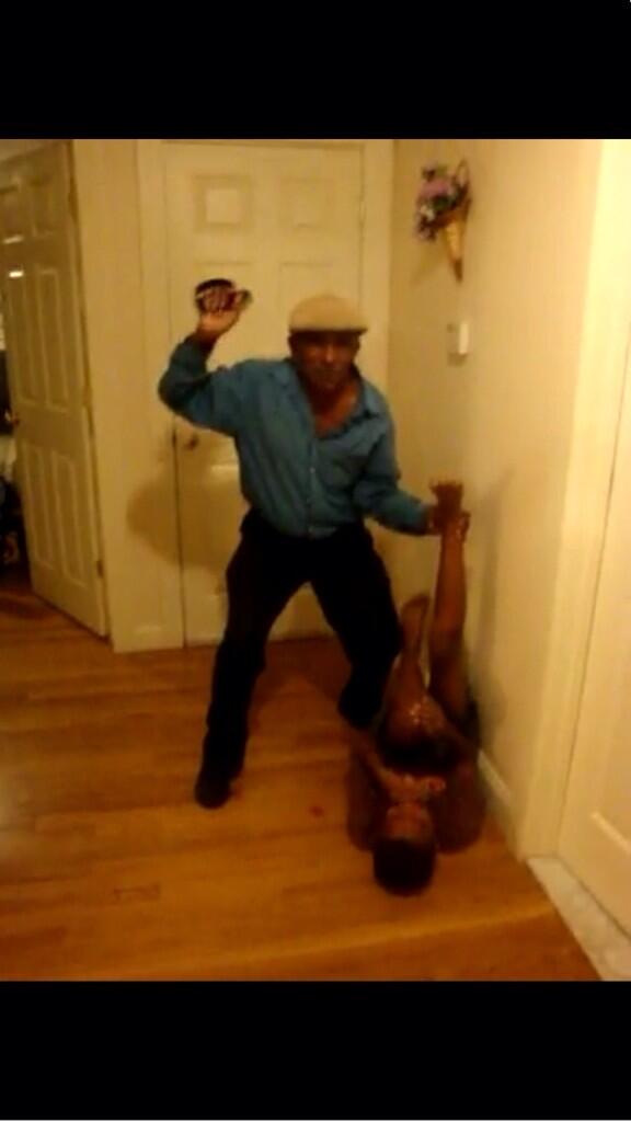 JAYBANDZ_'s tweet photo. #RIPDONU this dude used to beat @J_laced ass 😭😭😭 http://t.co/4RuZb5T2Mi