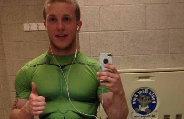 Complex's tweet photo. Fact: There is a special place in hell for people who take gym selfies like these -->  http://t.co/hv4r8YVtee http://t.co/9EMSIvCAZ1