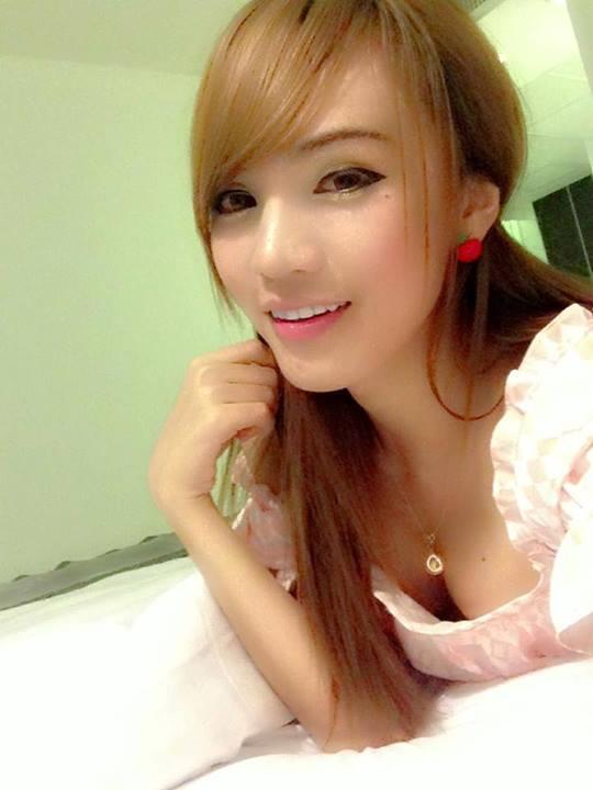 Thailadyboy555 Everyone in Japan or rather in ther world THIS IS THAI LADYBOY!!.