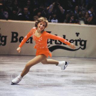 DougWilsonABC's tweet image. At the World Championships in 1982, Elaine Zayak  landed six triples to win the title. amzn.to/1ptTJfl