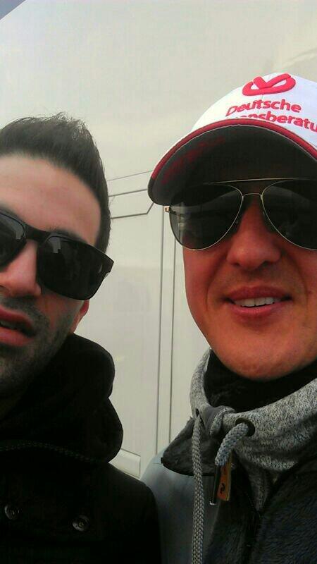 MatteoDondi23's tweet photo. Tieni duro Michael.. #KeepFightingMichael http://t.co/qkwj7rcYKh