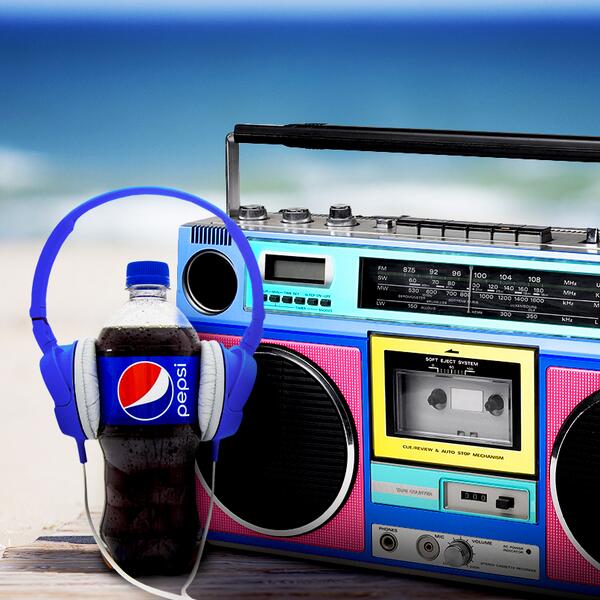 miPepsi's tweet photo. No te oímos. Sólo tenemos oídos para @PrinceRoyce. Estamos emocionados de estar en @LatinBillboards #Billboards2014 http://t.co/m8yqOuga4R