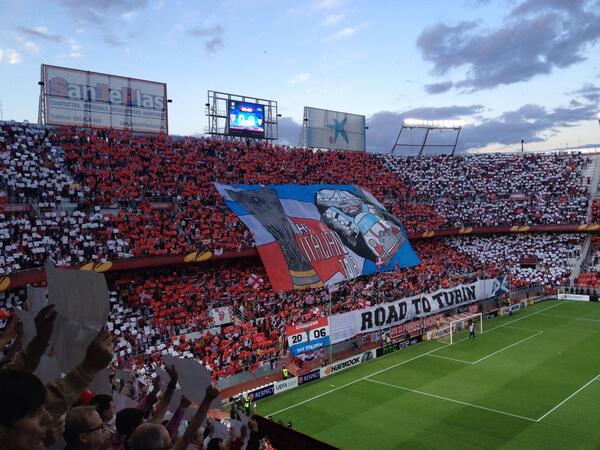 Comienza la ida de semifinales de la #UEL en Nervión #vamosmisevilla