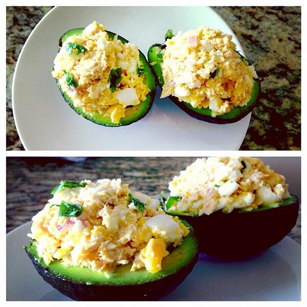 FitGirlATX's tweet photo. Great lunch option! Avocado, tuna, hard boiled egg & basil! #swaggerhealth #fitlife #_quinner @melisaloo @jessclarkie http://t.co/KuOoeRUPUW