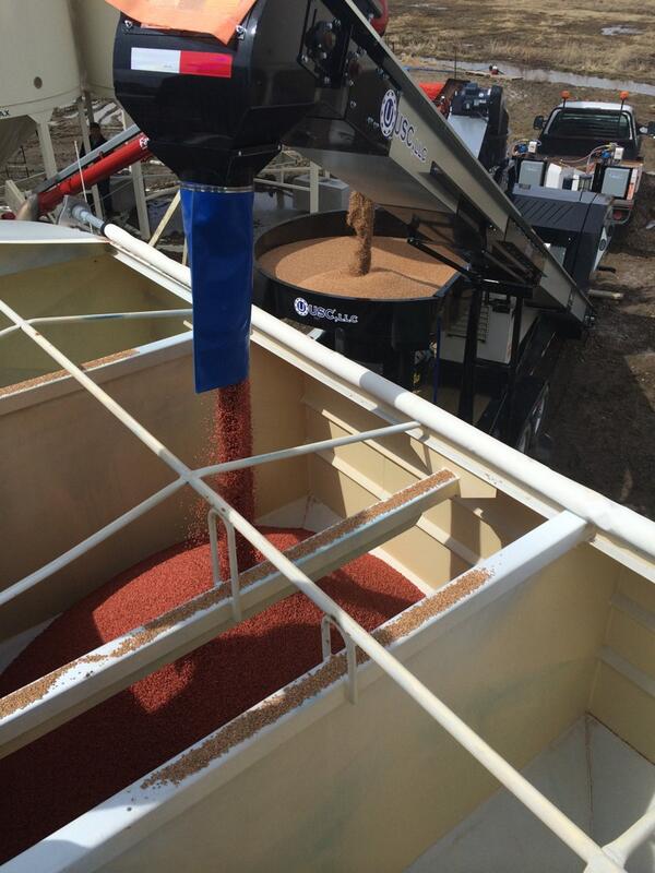 carmanfarmer's tweet image. Treating wheat in Waskada #cruisermaxxvibrance