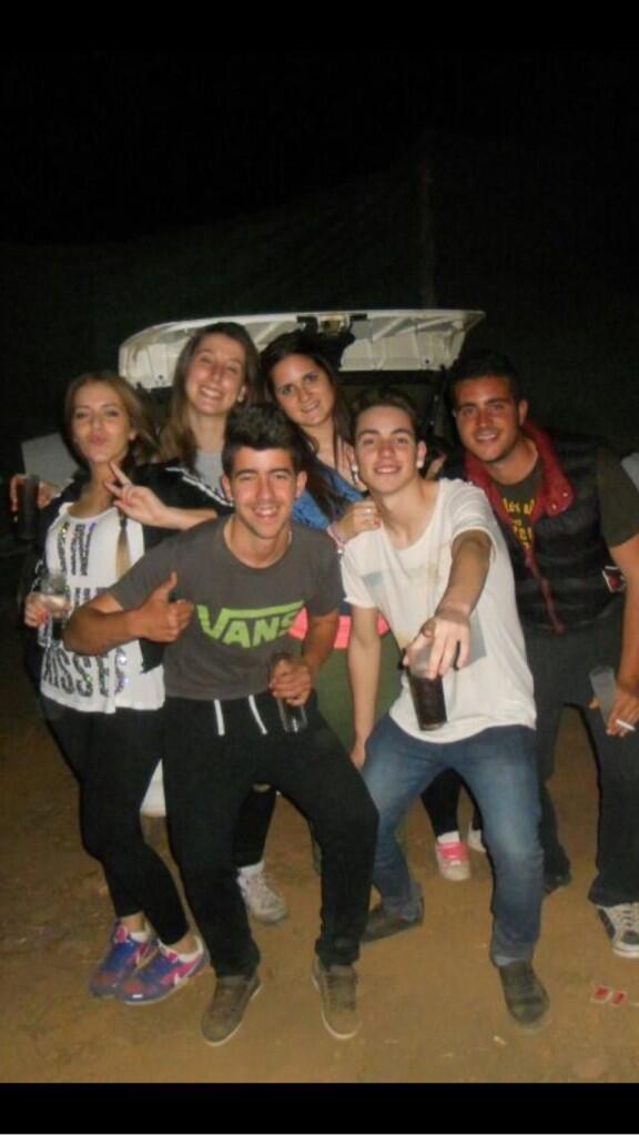 Ivan_Up16's tweet photo. Quiero más noches así !!! http://t.co/qUEXktUdQP
