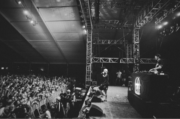 KendallJenner's tweet photo. Such a great show @rlgrime at Coachella thanks! http://t.co/UkEGgugx8K