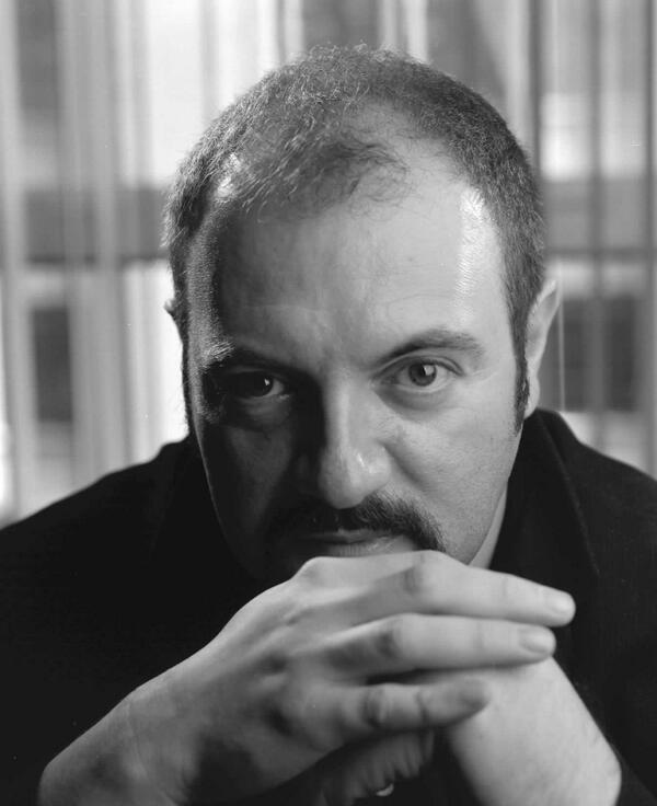 CARLO LUCARELLI a VANCOUVER: 7 maggio, ore 18.15 <a href="/IIC_Vancouver/">IIC Vancouver</a>. Ingresso libero. Prenotazione obbligatoria