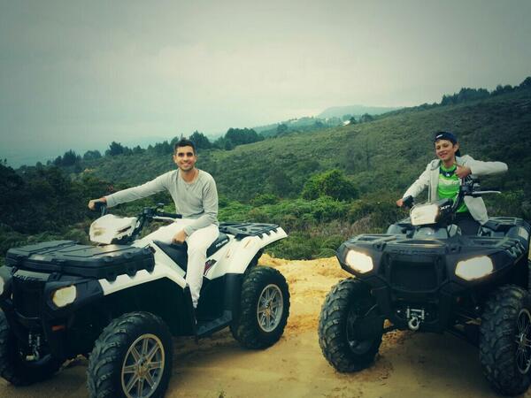 Hallo7m's tweet photo. #4x4 #Quad #bike #Travel buen paisaje! http://t.co/Z4psJnBZuf