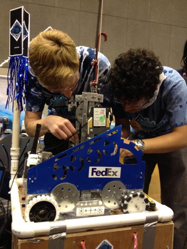 Option 16 tweet media