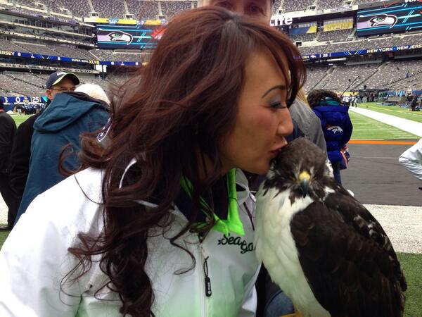 SeaGalShelly's tweet photo. #TBT take me back to the @SuperBowl @TaimatheHawk http://t.co/3ovN8H8qPj