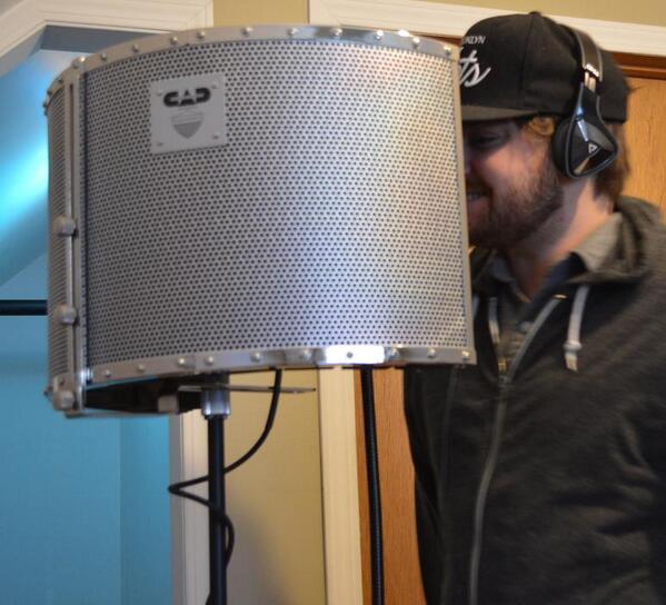 (((d-i-b))) tweet media