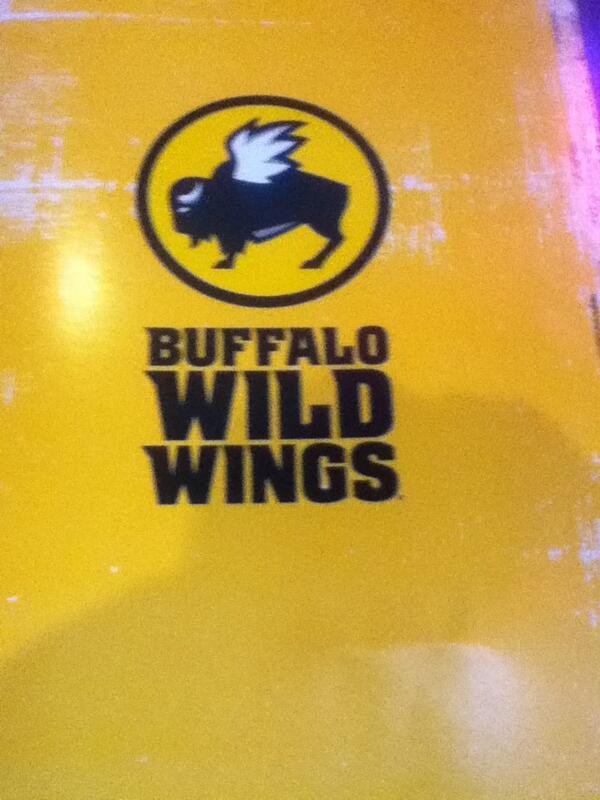 UnlocatedPlays's tweet image. Where kings eat =P