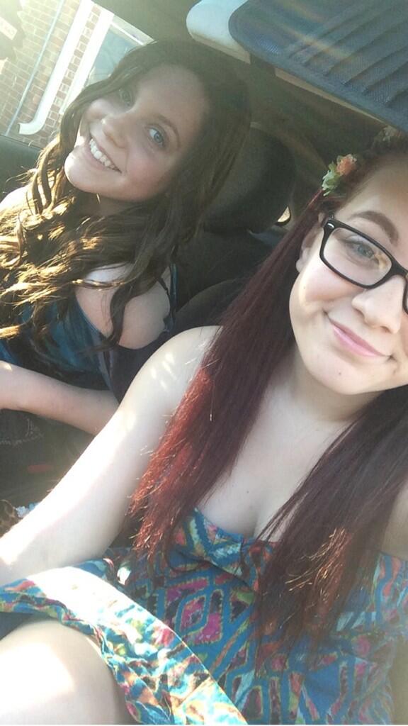 Going on a date with my Big sister. #rl 💗😊