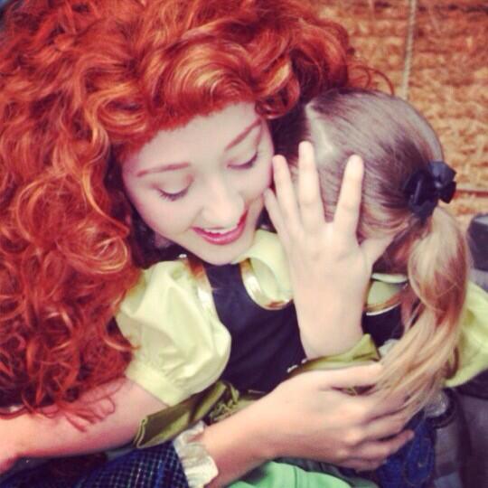 MeridaDisneys's tweet image. Wacth thi the my Little fan How are you ?