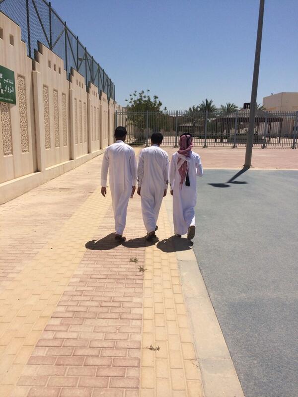 ياليتنانرجع صغار