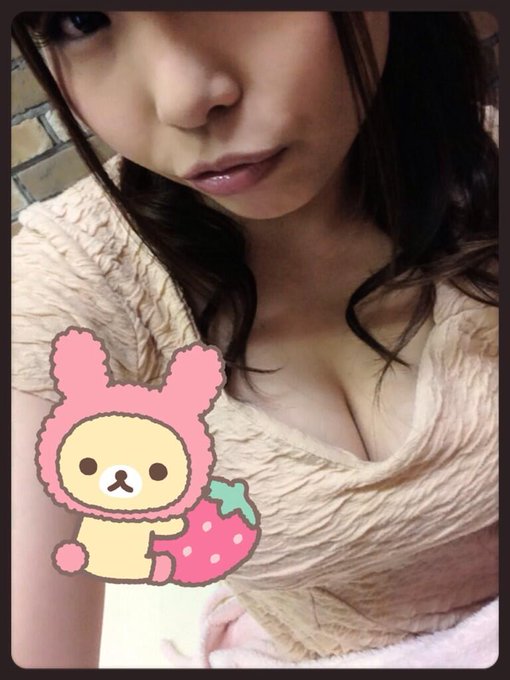 撮影の待ち時間なう( &acute; ▽ ` )ﾉ http://t.co/kVvOzU0741