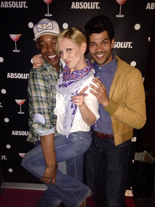 JulieElkind's tweet photo. Making new #absolut #bestfriends with #ABSOLUTCOSMO @E_TV_PR  @ABSOLUTvodka_US @ENews #loveabsolut http://t.co/OWr7aLFuP6