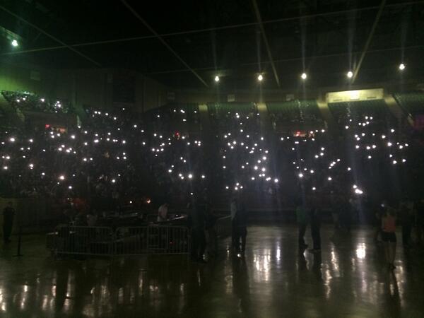 UNT_DSA's tweet photo. UNT students lighting up the coliseum to @best_coast #UPCSpringConcert http://t.co/SD6H9J20NC