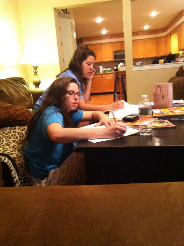 mackennaksmith's tweet image. #PhysicsIsPhun #SleepoversOnSchoolNights #DoingHomework #SixFlagsPhysicsDay #MoreFlagsMoreFun #BillNye #AyyLmao