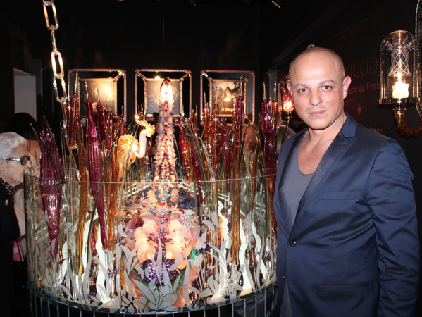 DamonJohnstun's tweet image. #salonedelmobile2014 Talented designer and storyteller @alexlaspada  @LaMurrinaUK (Milan)
alessandrolaspada.it
