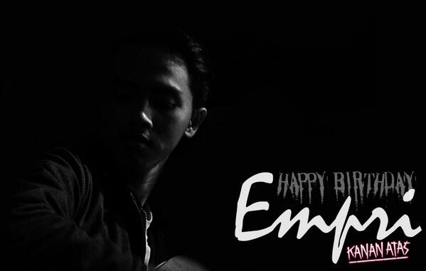 Damn, you're so old yaa =)) Happy Fvckin' Birthday for our Guitarist <a href="/mpribadii/">Aku!</a> =D\m/