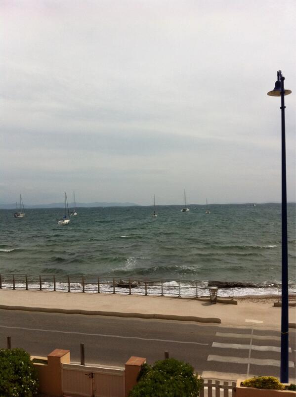 aus_49er's tweet photo. Last day of finals, Looking windy and bumpy out there. #betterkeepitupright #2014SWC http://t.co/N8CiFrEsDV
