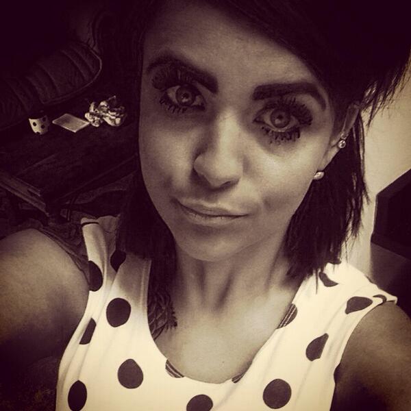 RhiAmyBruce's tweet photo. Short hair http://t.co/okQ1i3wMV0