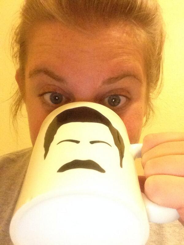 ClassicLadyTee's tweet photo. Monk marathon and hot tea.. #whocares #ronswanson http://t.co/WcoHQ2i2rD