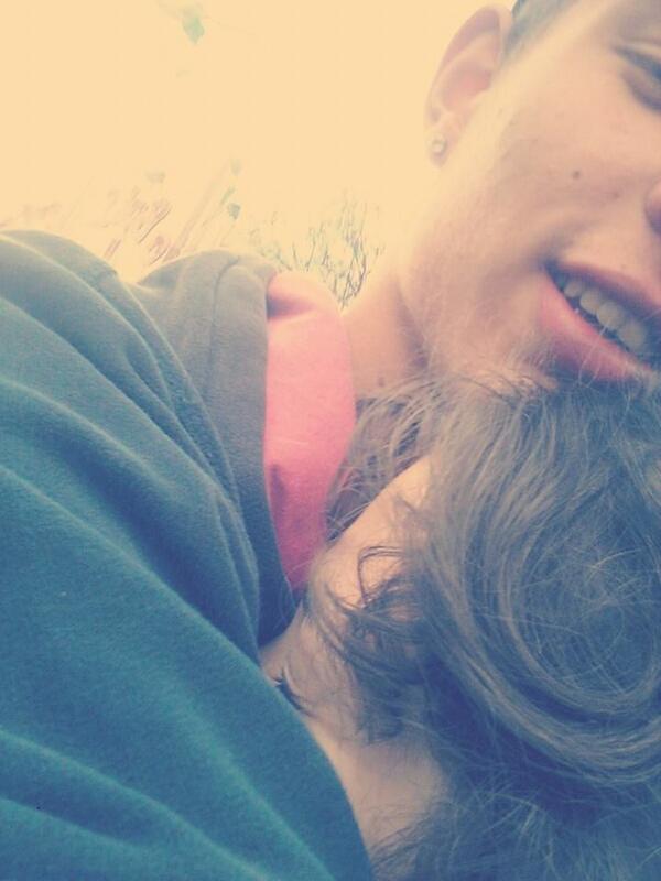 _ester999 tweet picture