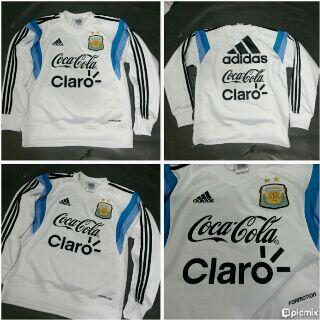 marvel_soccer's tweet photo. FS sweater argentina new Minat PM|22BB1D89|☎089647623234|  @messi10stats @Messinesia @PromoGilaGilaan @Promo_Soccer http://t.co/yDw5kS7PfX