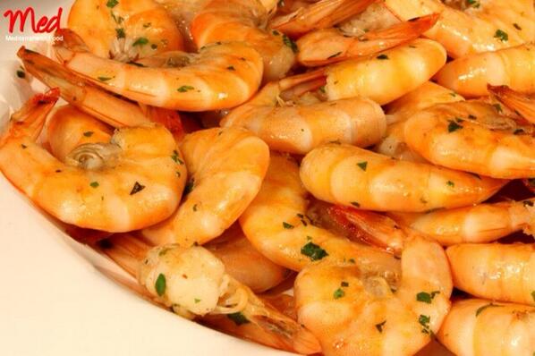 Sumo_Med's tweet photo. Sexta-feira! Hoje o dia pede um delicioso prato de camarão 🍤🍤 #sumômed #viciadosemcamarao http://t.co/sDWidT77cC