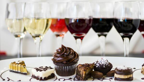 MyLittleCellar's tweet photo. why not combine the two most amazing things in life? Join us for our #wine and #chocolate degustation!
#WineAtHome http://t.co/wjBRrTN6r8