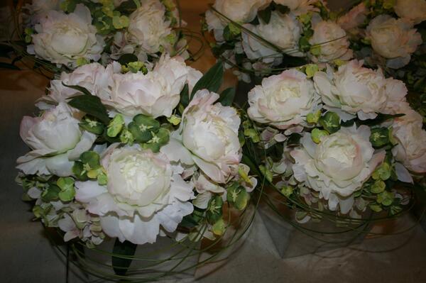 foxdesigned's tweet image. #silkflowers and fresh #flowers by foxdesigned